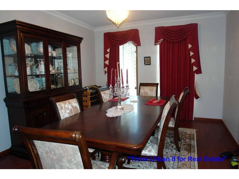 4 Haase Place, Bellbowrie QLD 4070